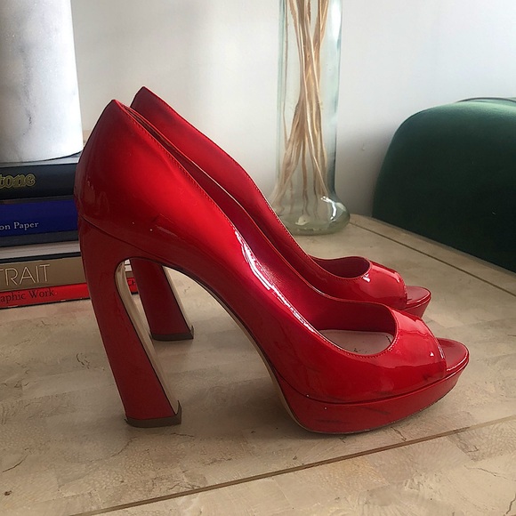 Miu Miu Red Patent Leather Peep toe heels - Picture 2 of 5